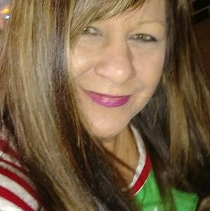 Meet your Posher, Leigh